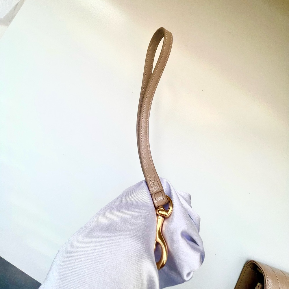 🔥Yves Saint Laurent Leather Clutch - Picture 13 of 16